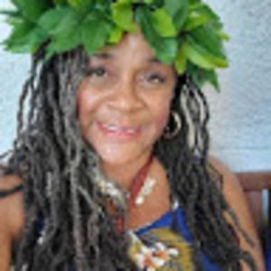 Meet your Posher, Taisha